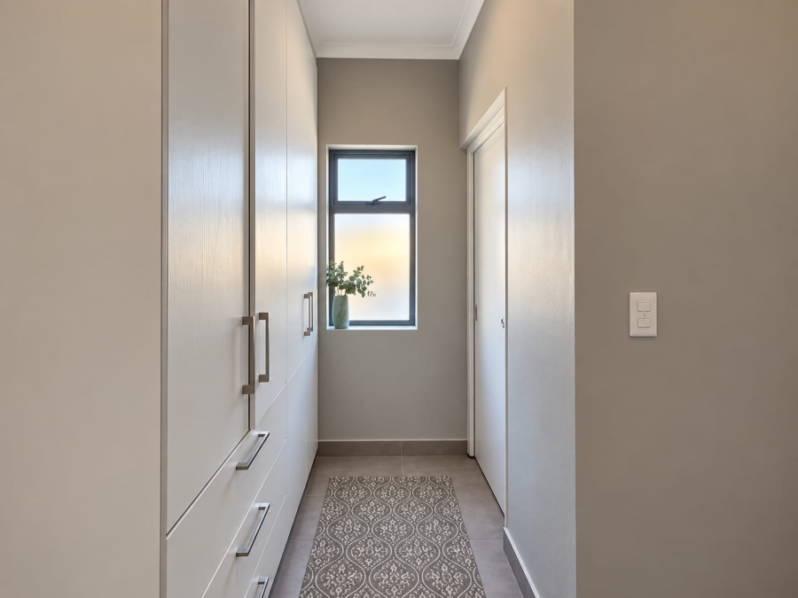 To Let 3 Bedroom Property for Rent in Parklands North Western Cape